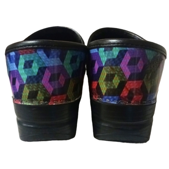 Dansko Multicolor Geometric Patterned Clogs size 6.5-7 Slip On Shoe - Picture 8 of 11